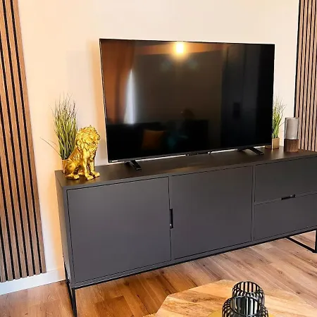 Elegante Dreizimmer-wohnung *